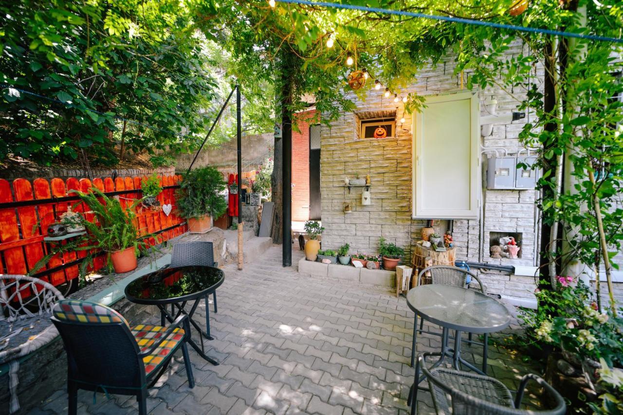 Old Vera Tiflis Dış mekan fotoğraf