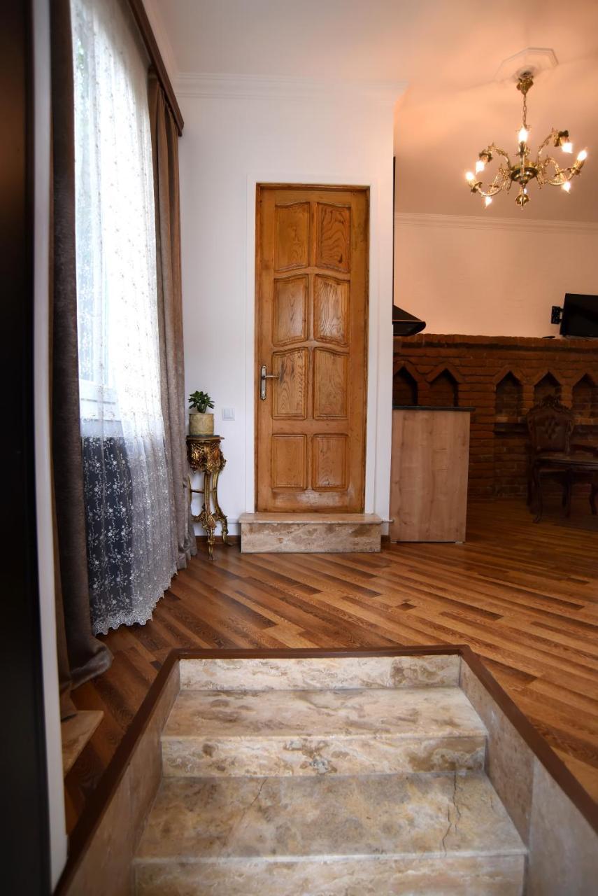 Old Vera Tiflis Dış mekan fotoğraf